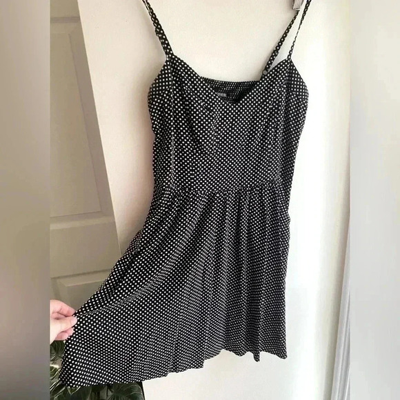Express Babydoll Polka Dot Mini Dress with Pockets Sleeveless Flare A-Line Black - Picture 1 of 8
